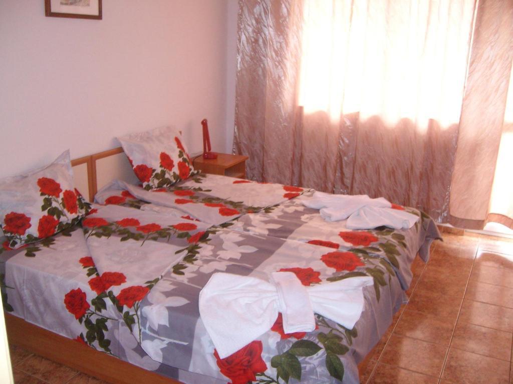 Nelly Guest House Ravda ห้อง รูปภาพ